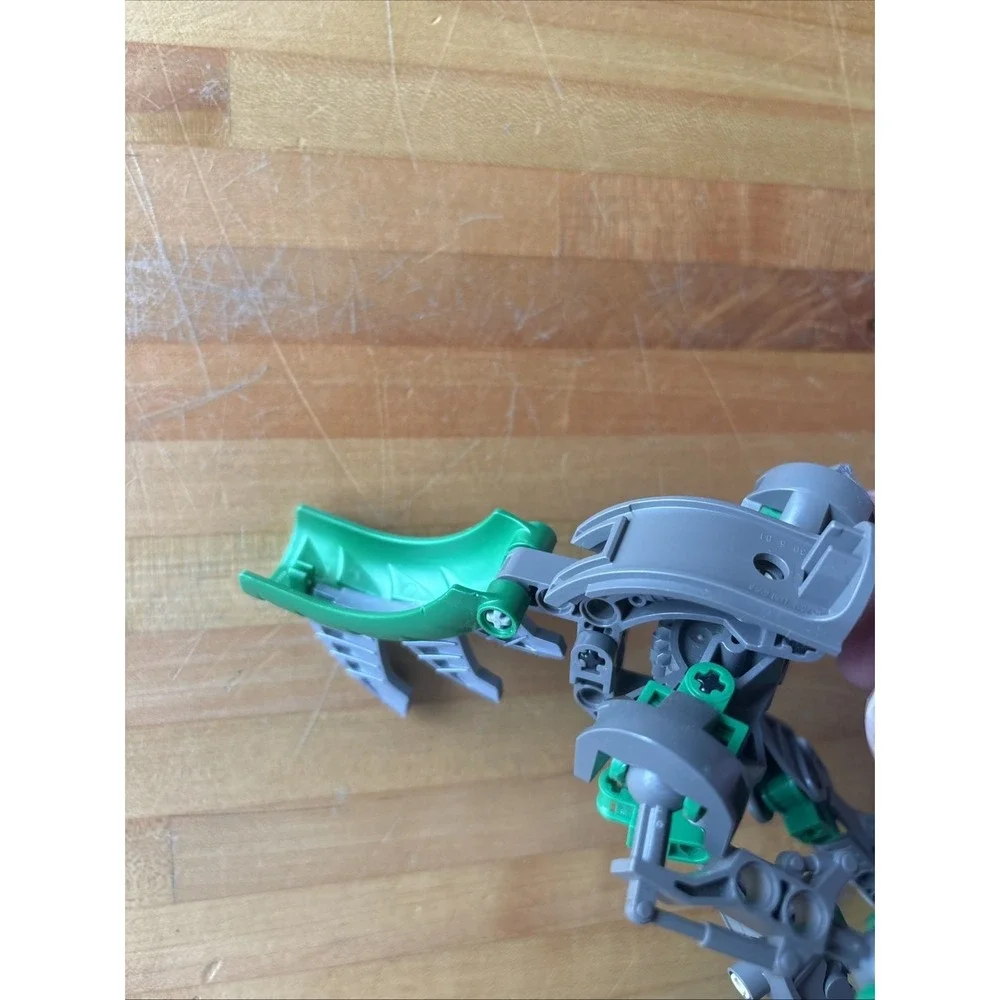 LEGO BIONICLE: Rahkshi Lerahk‎ (8589) & Instructions Complete Without Katraa